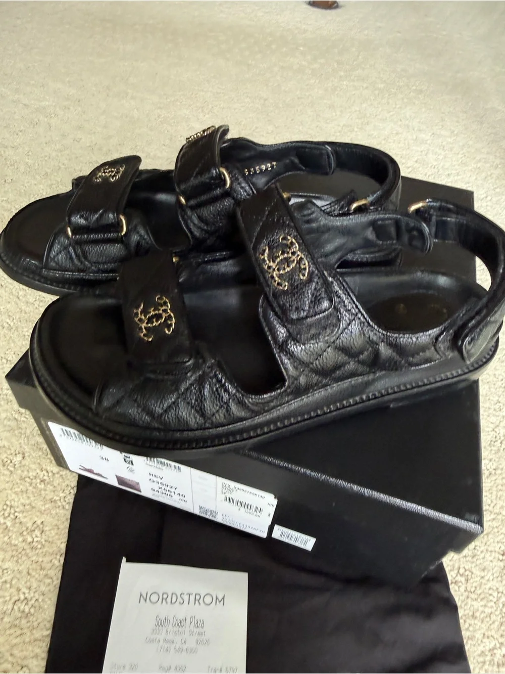 Authentic CHANEL Black Quilted caviar Leather Logo dad Sandals 38 8